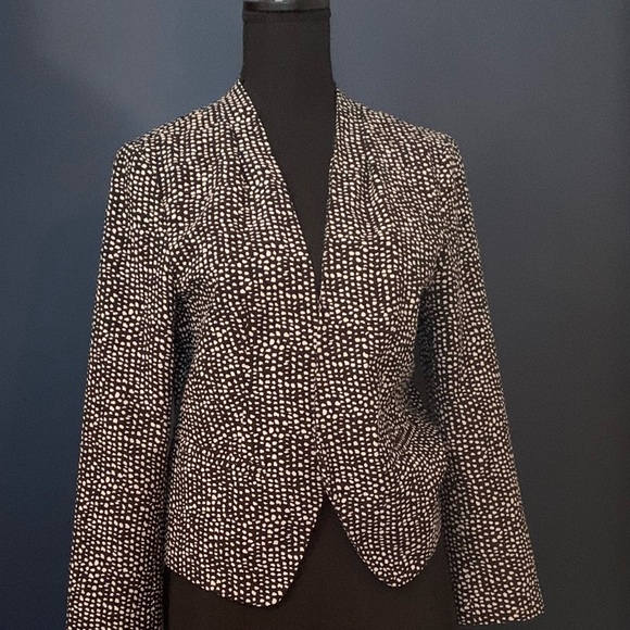 Loft Black & white pattern jacket size 14 - Picture 2 of 3